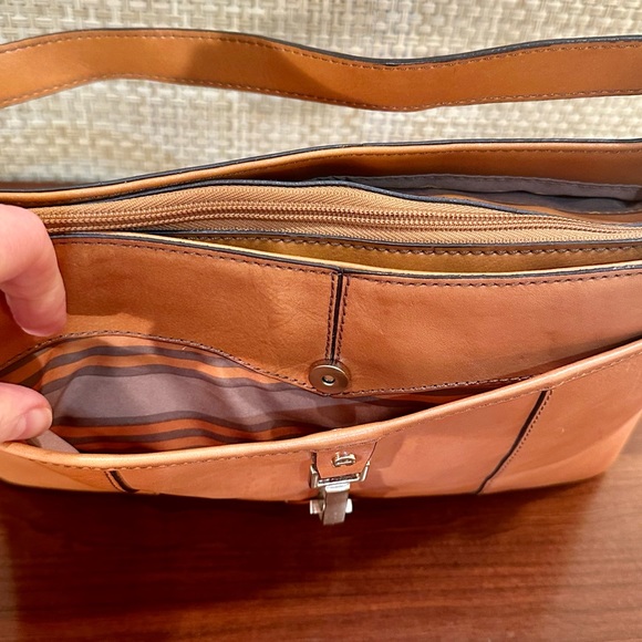 VTG 2000 Etienne Aigner Velden Core  Cognac Leather Compartment Shoulder Bag - Picture 5 of 15